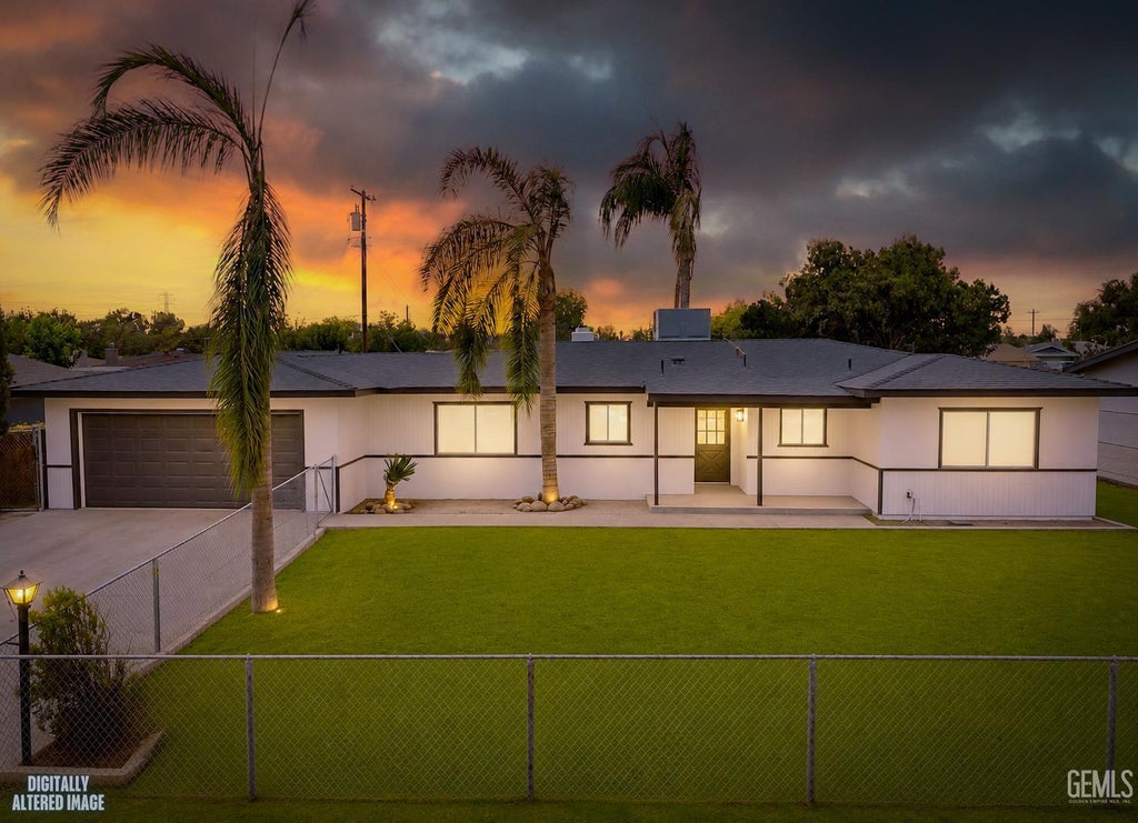 Photo of 3413 Herndon Street, Bakersfield, CA 93312 (MLS # 202609183)