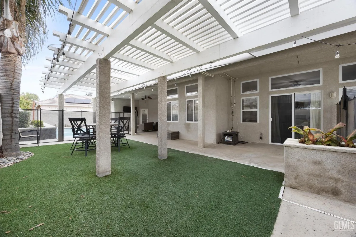 Bakersfield, California 93314, United States, 4 Bedrooms Bedrooms, ,3 BathroomsBathrooms,Residential,Active,4587