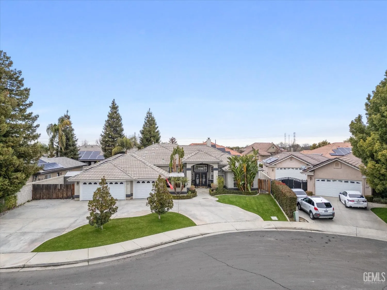 Bakersfield, California 93314, United States, 4 Bedrooms Bedrooms, ,3 BathroomsBathrooms,Residential,Active,4587