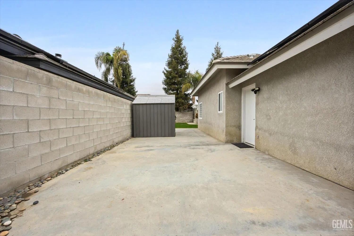 Bakersfield, California 93314, United States, 4 Bedrooms Bedrooms, ,3 BathroomsBathrooms,Residential,Active,4587