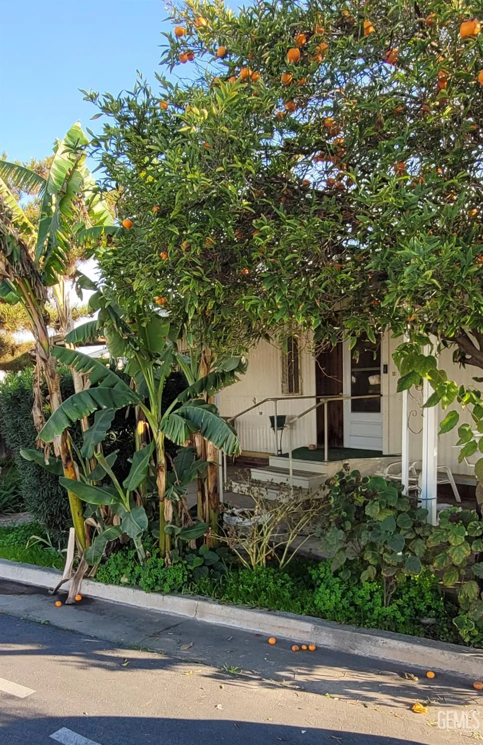 Bakersfield, California 93301, United States, 3 Bedrooms Bedrooms, ,2 BathroomsBathrooms,Residential,Active,256684