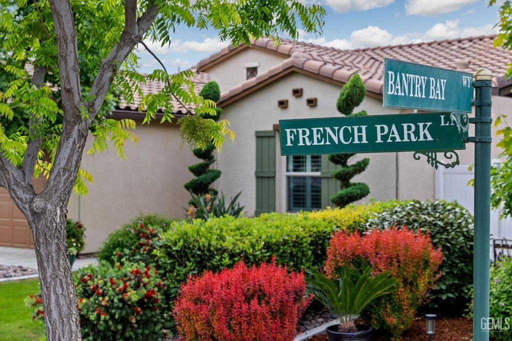 Photo of 12417 French Park Lane Ln, Bakersfield, CA 93312 (MLS # 202603882)