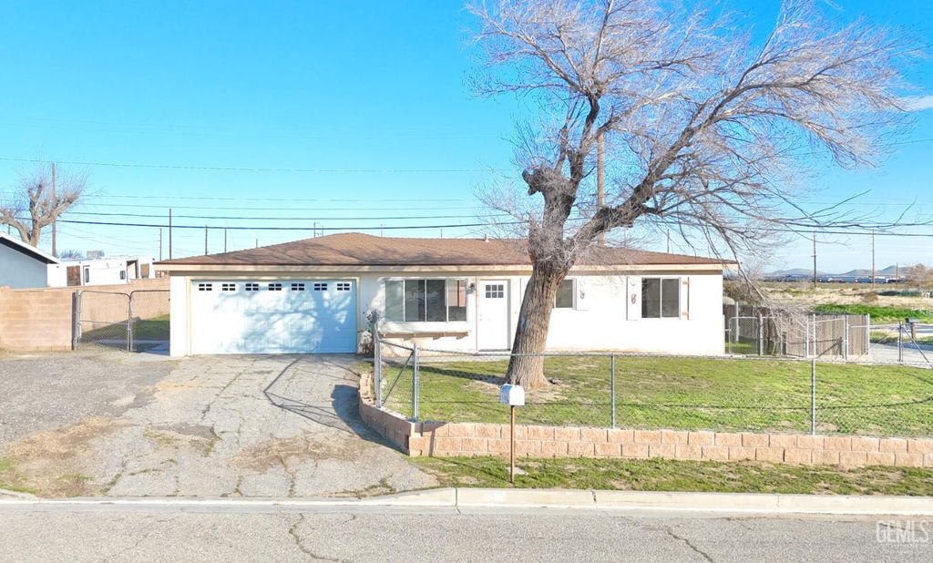 Photo of 15862 Jean Drive, Mojave, CA 93501 (MLS # 202600970)