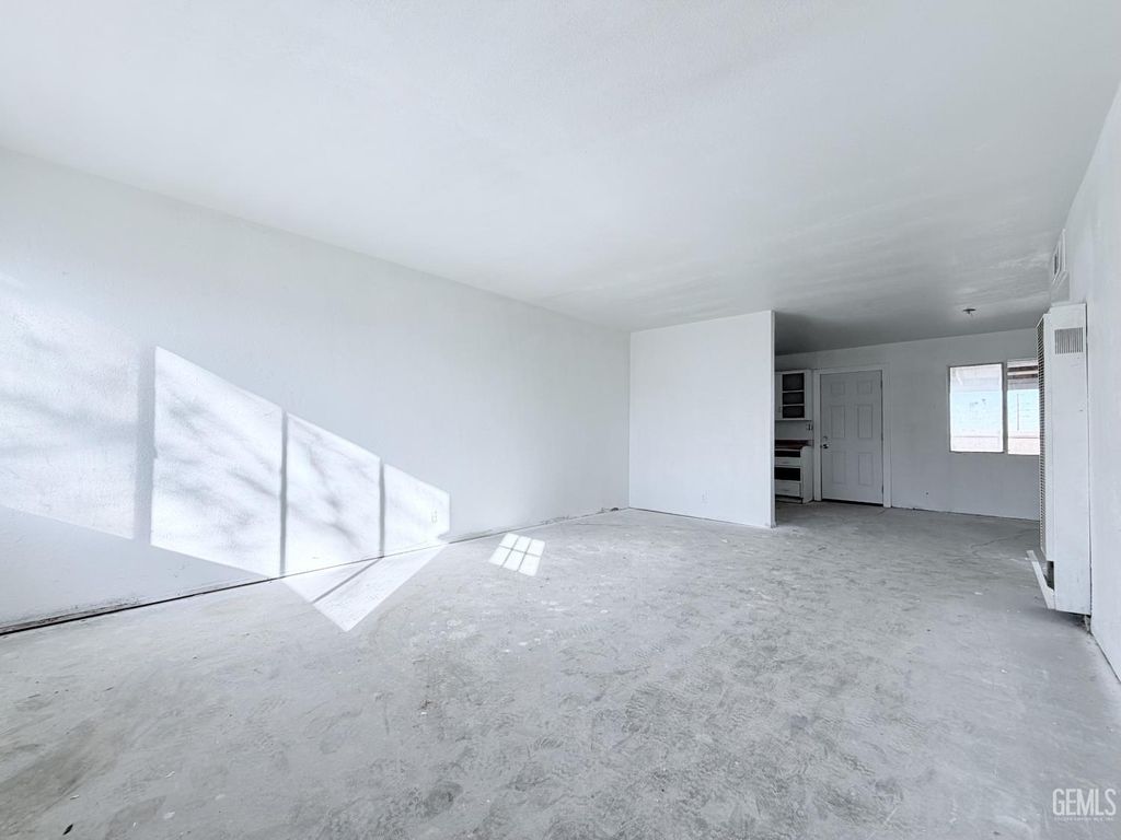 Photo of 15862 Jean Drive, Mojave, CA 93501 (MLS # 202600970)