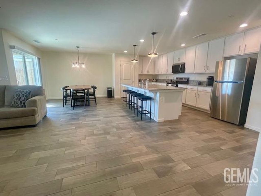 Photo of 2326 Aviary Street, Delano, CA 93215 (MLS # 202602654)