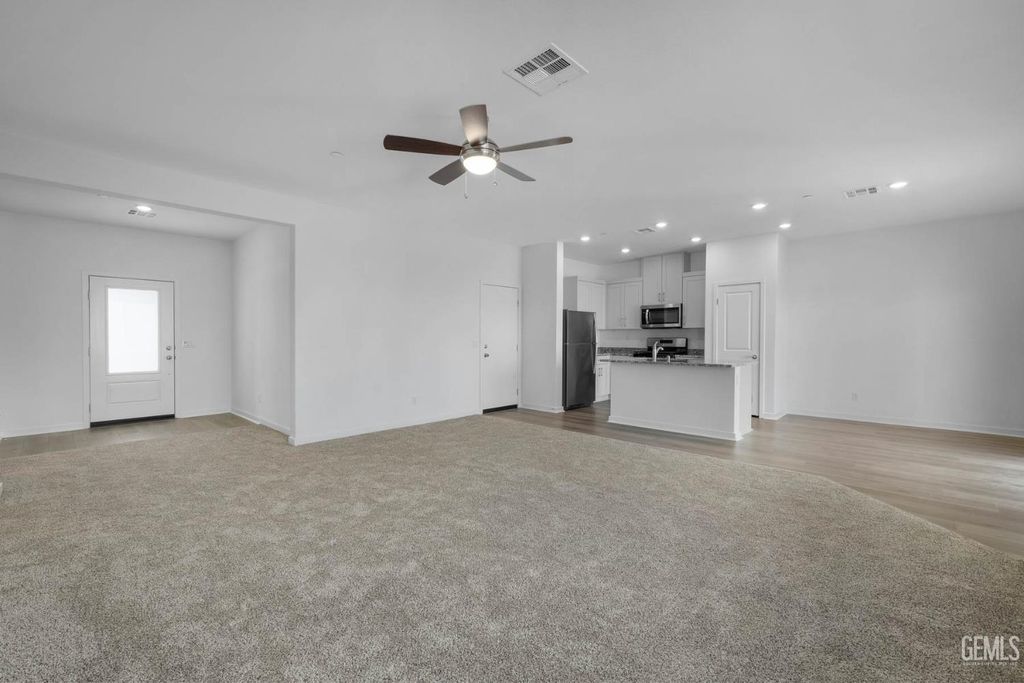 Photo of 5128 Beaverhead Avenue, Bakersfield, CA 93306 (MLS # 202604979)