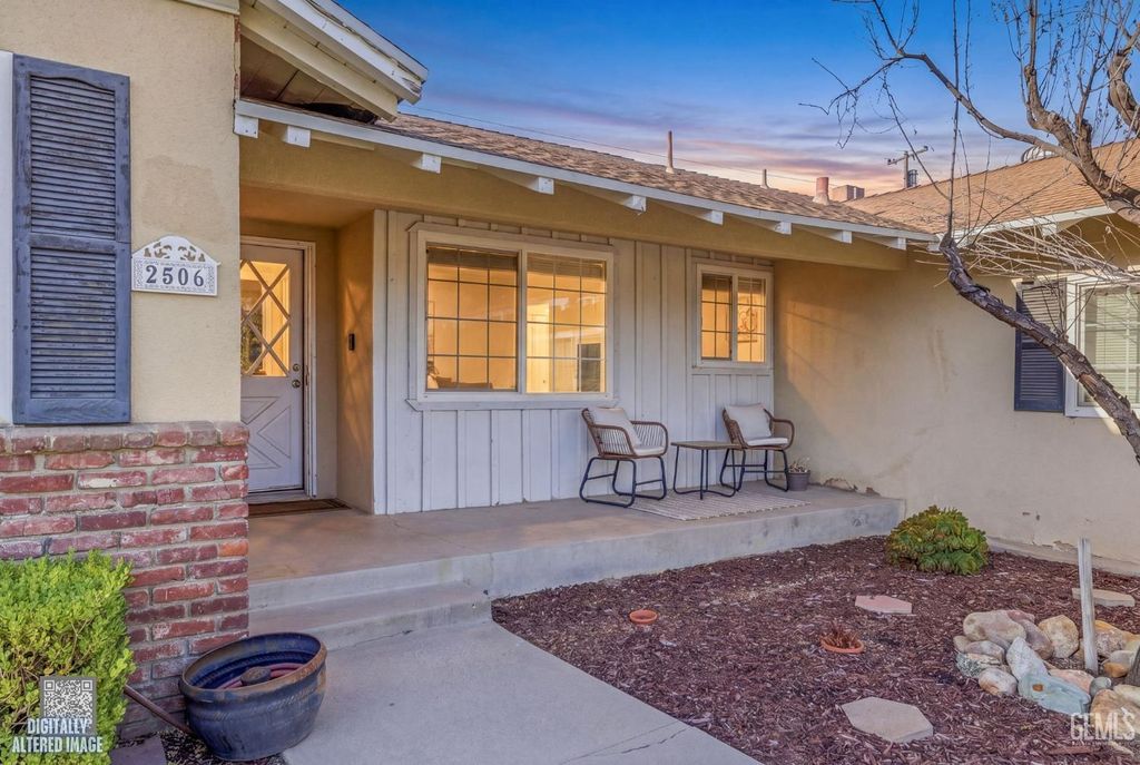 Photo of 2506 Driller Avenue, Bakersfield, CA 93306 (MLS # 202606022)