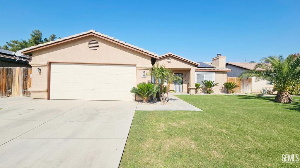 Photo of 5020 Trabuco Canyon Drive, Bakersfield, CA 93307 (MLS # 202600937)