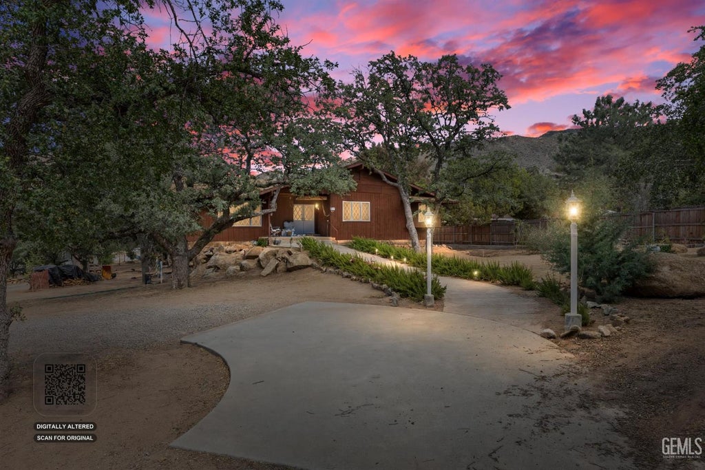 Photo of 3100 Raccoon Drive, Lake Isabella, CA 93240 (MLS # 202608412)
