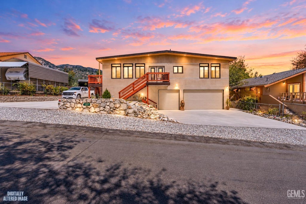 Photo of 2917 Harriet Road, Frazier Park, CA 93225 (MLS # 202609682)