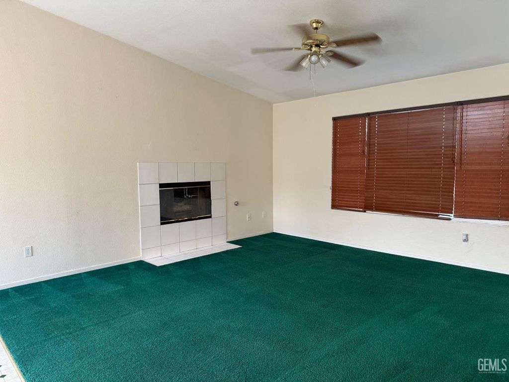 Photo of 107 Chiapas Avenue, Bakersfield, CA 93307 (MLS # 202600635)