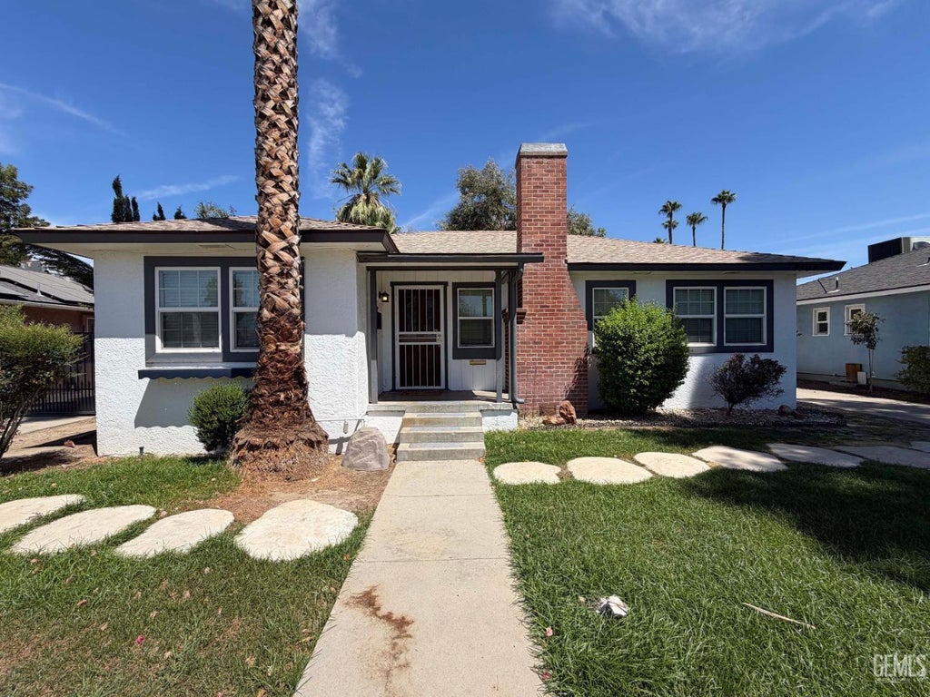 Photo of 2508 3rd Street, Bakersfield, CA 93304 (MLS # 202608927)