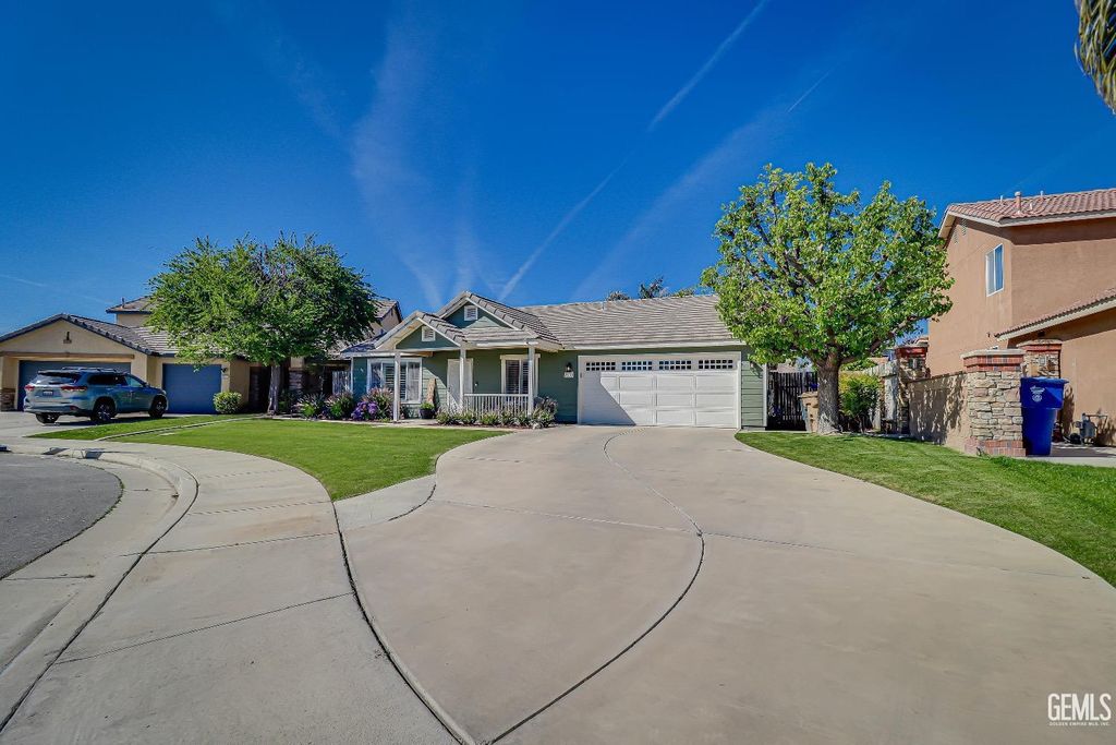Photo of 9210 Broadway Avenue, Bakersfield, CA 93311 (MLS # 202603535)