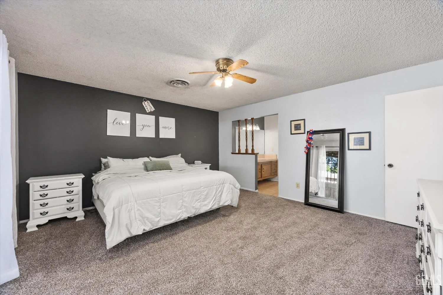 Bakersfield, California 93309, United States, 3 Bedrooms Bedrooms, ,2 BathroomsBathrooms,Residential,Active,208507