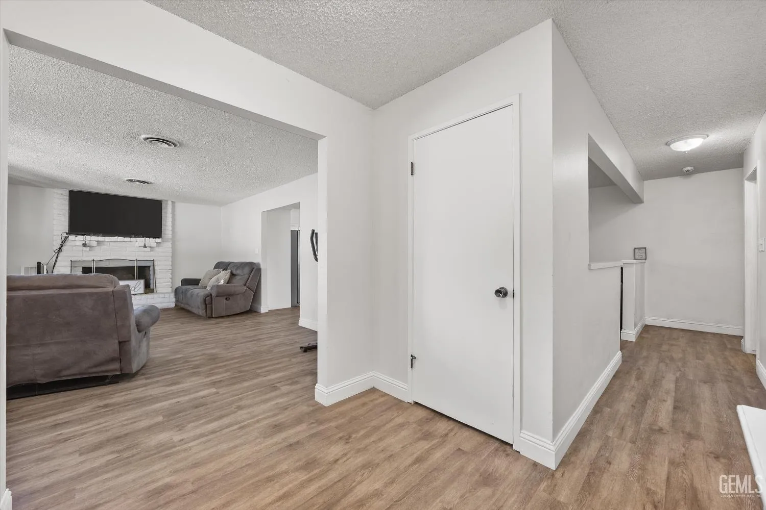 Bakersfield, California 93309, United States, 3 Bedrooms Bedrooms, ,2 BathroomsBathrooms,Residential,Active,208507