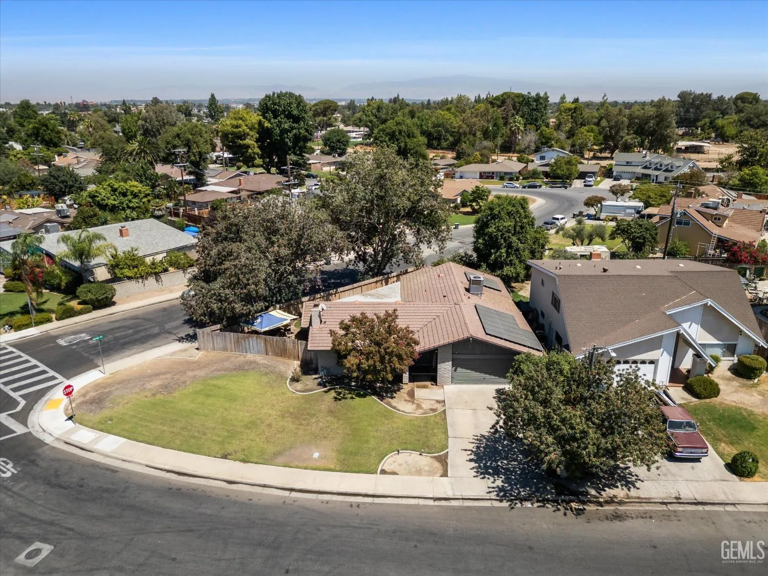 Bakersfield, California 93309, United States, 3 Bedrooms Bedrooms, ,2 BathroomsBathrooms,Residential,Active,208507