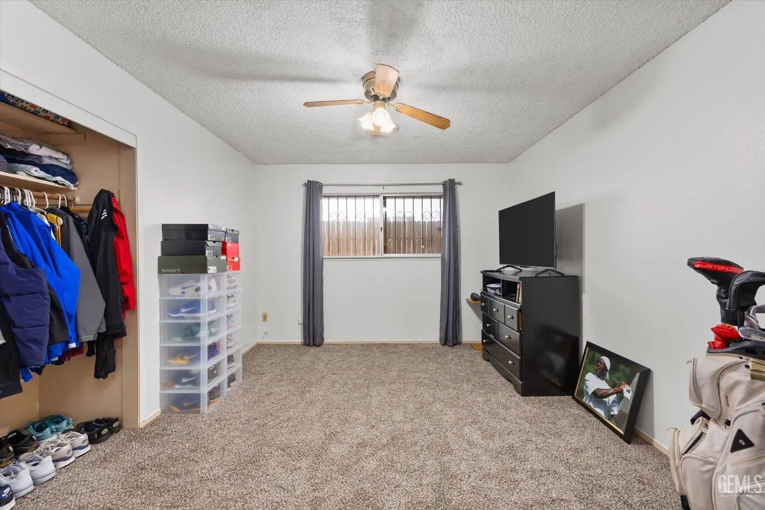 Bakersfield, California 93309, United States, 3 Bedrooms Bedrooms, ,2 BathroomsBathrooms,Residential,Active,208507