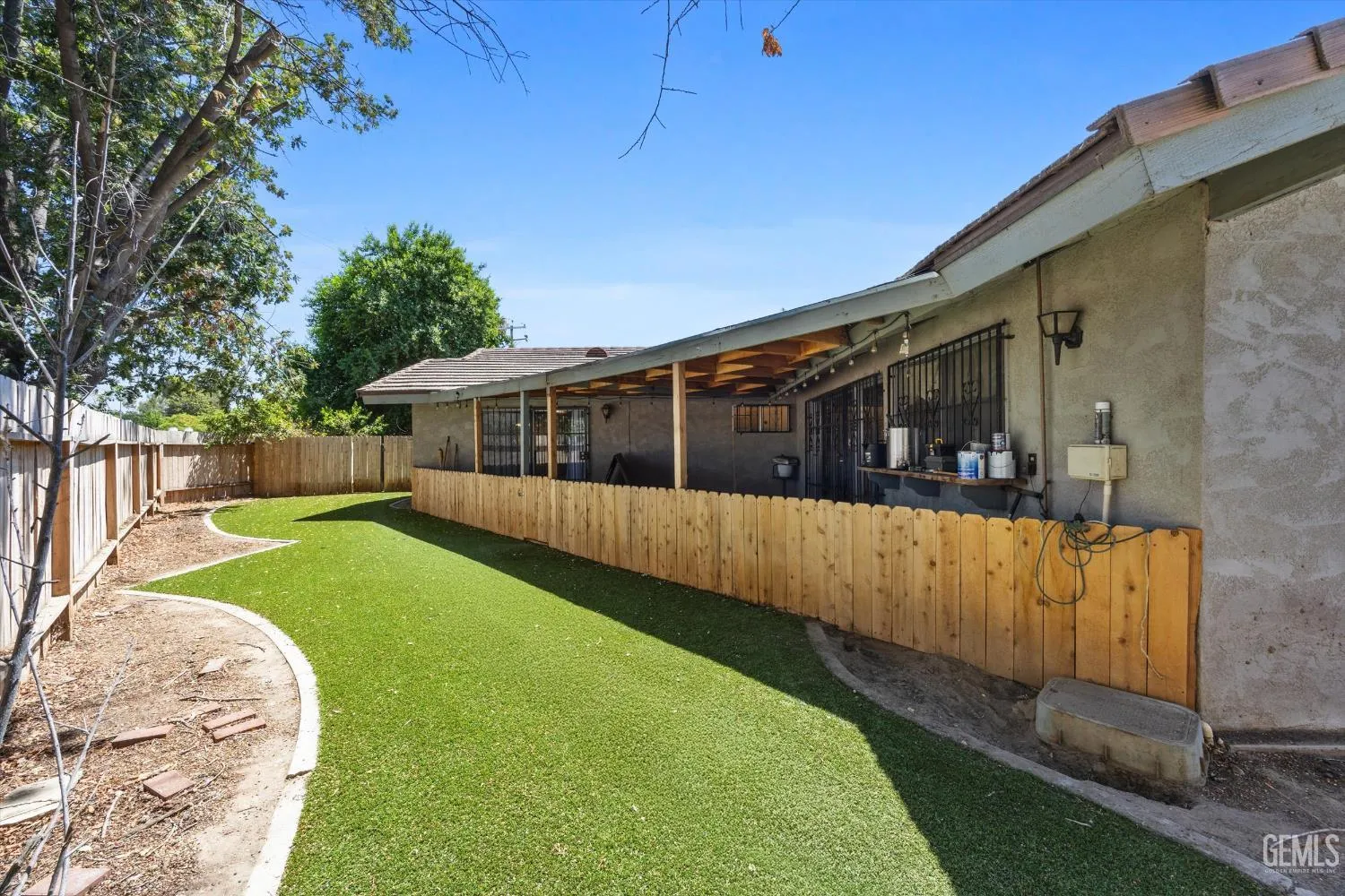 Bakersfield, California 93309, United States, 3 Bedrooms Bedrooms, ,2 BathroomsBathrooms,Residential,Active,208507