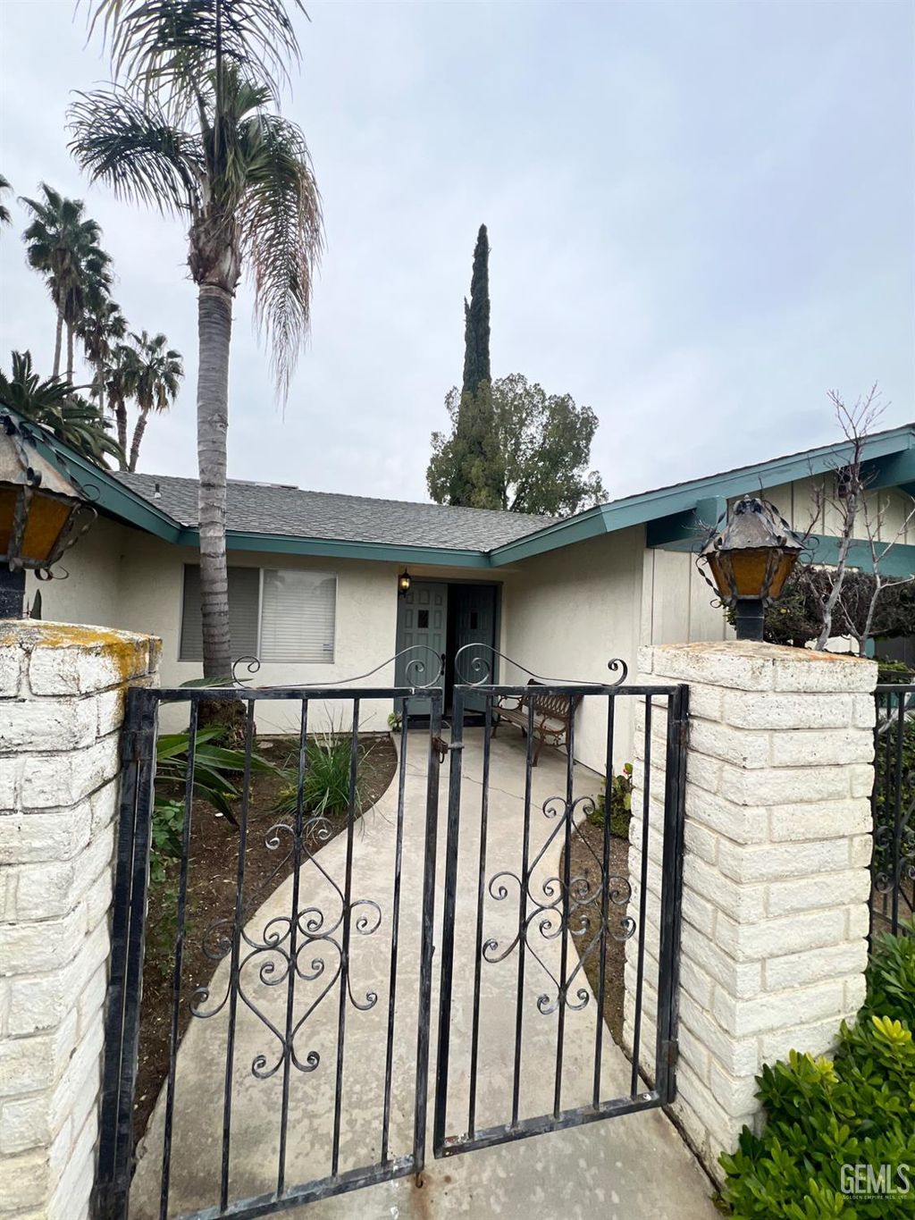 Photo of 3212 Sunview Drive, Bakersfield, CA 93306 (MLS # 202600793)