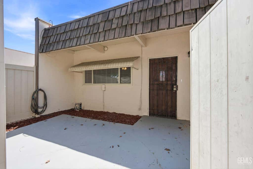 Photo of 3800 Stockdale Highway #28, Bakersfield, CA 93309 (MLS # 202608641)