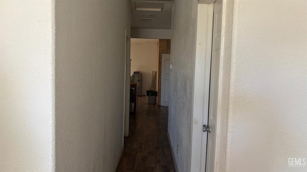 Photo of 21177 Universal st ST, Lost Hills, CA 93249 (MLS # 202610134)
