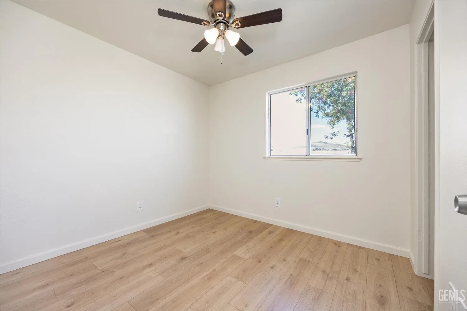 Coalinga, California 93210, United States, 3 Bedrooms Bedrooms, ,2 BathroomsBathrooms,Residential,Active,235797