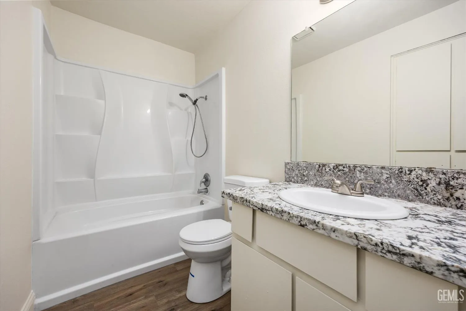 Coalinga, California 93210, United States, 3 Bedrooms Bedrooms, ,2 BathroomsBathrooms,Residential,Active,235797