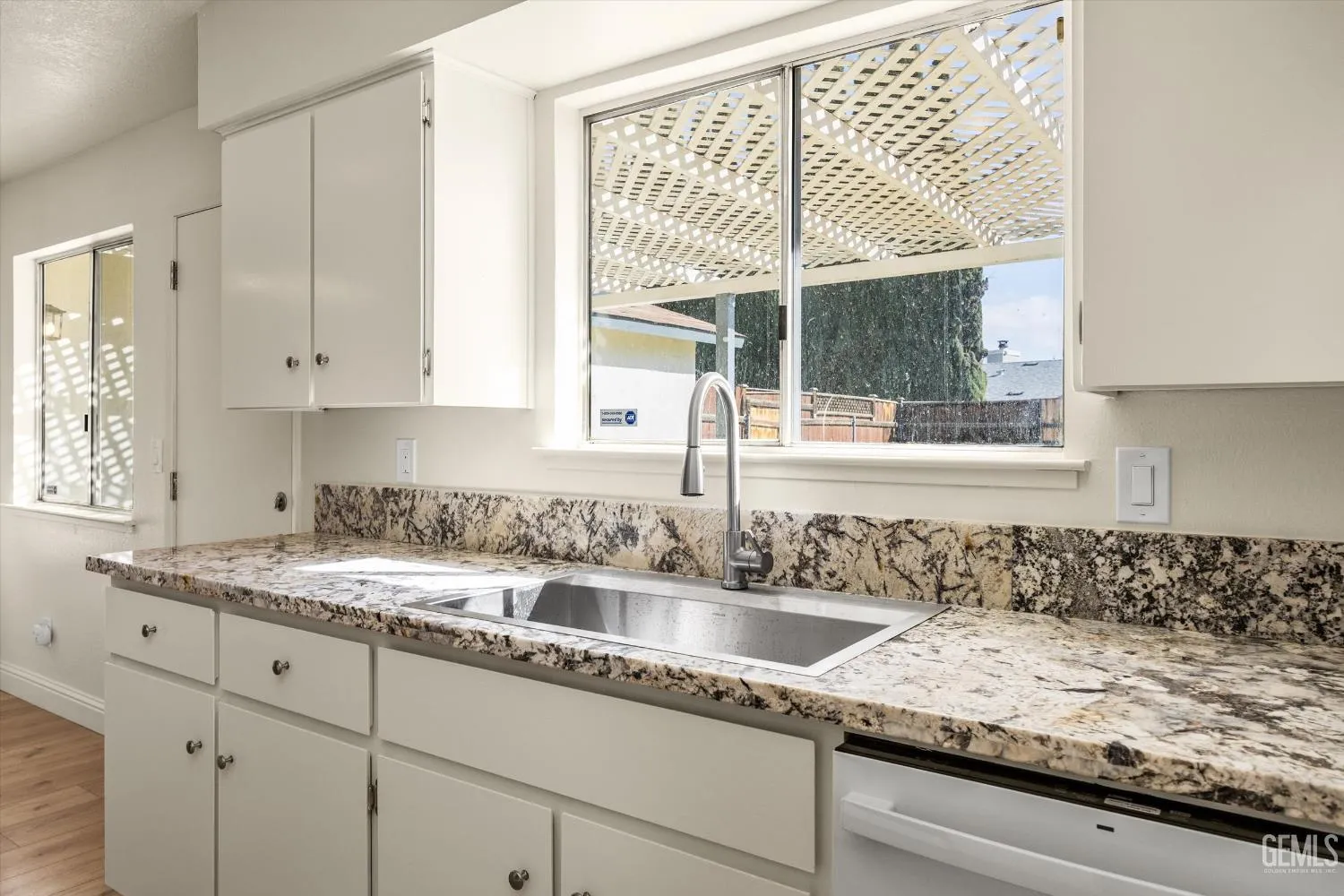 Coalinga, California 93210, United States, 3 Bedrooms Bedrooms, ,2 BathroomsBathrooms,Residential,Active,235797