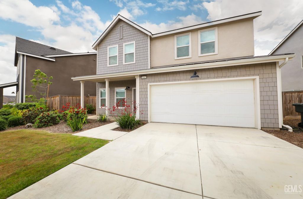 Photo of 3307 Rustic Woods Lane, Shafter, CA 93263 (MLS # 202603965)