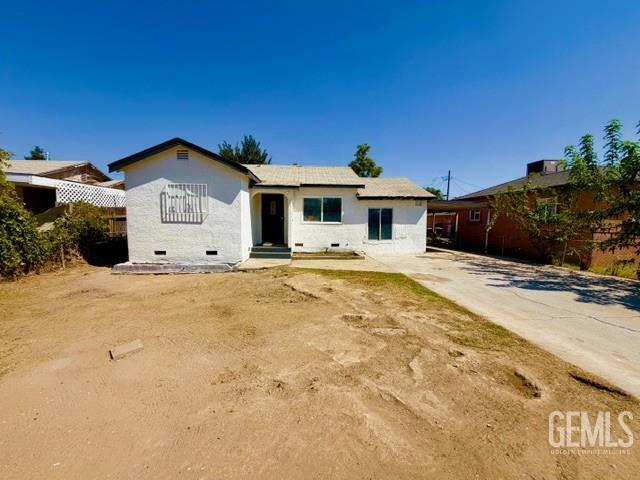Photo of 813 Richmond Street, Bakersfield, CA 93307 (MLS # 202609985)