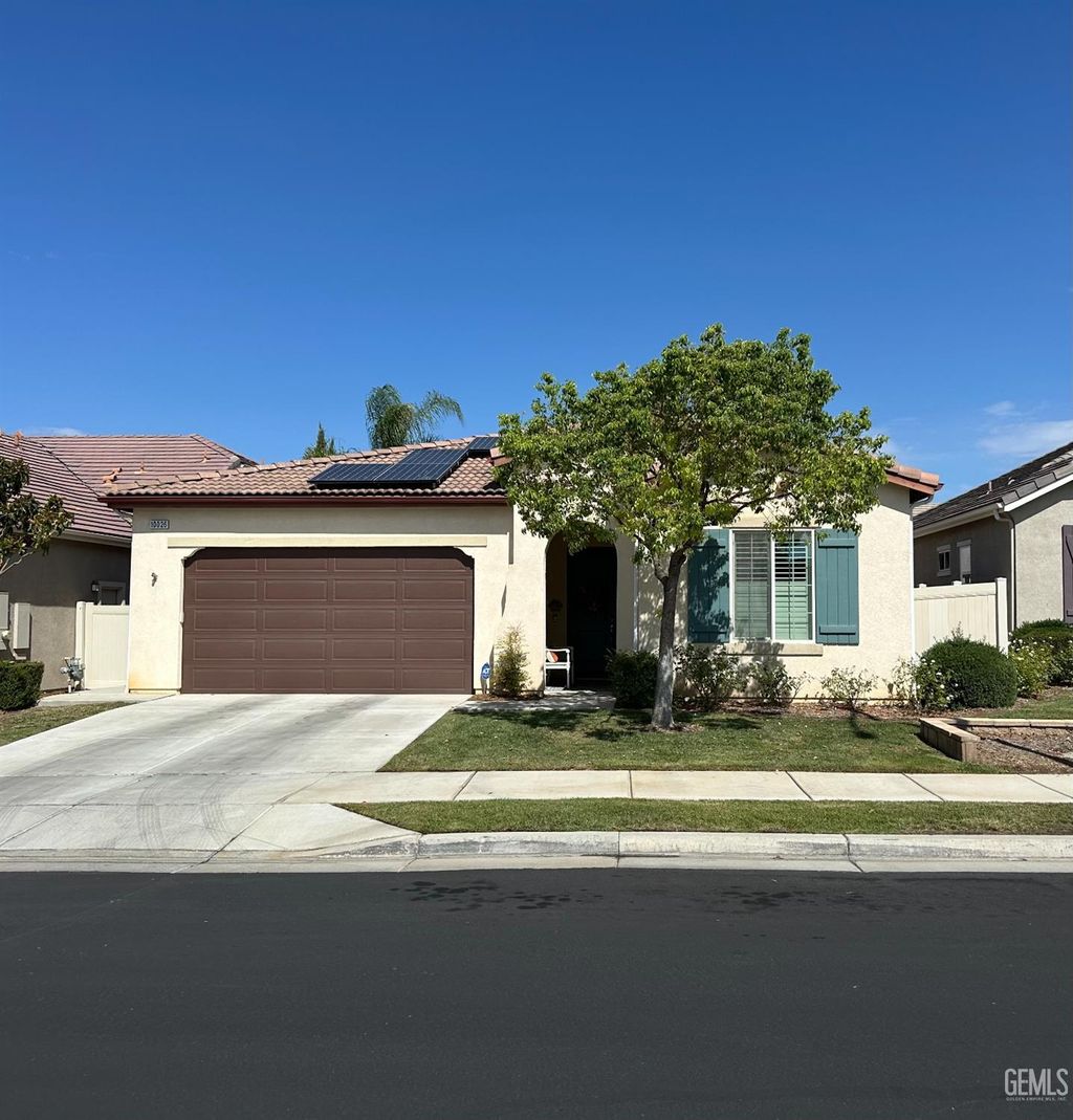 Photo of 10026 Besancon Way, Bakersfield, CA 93306 (MLS # 202511035)
