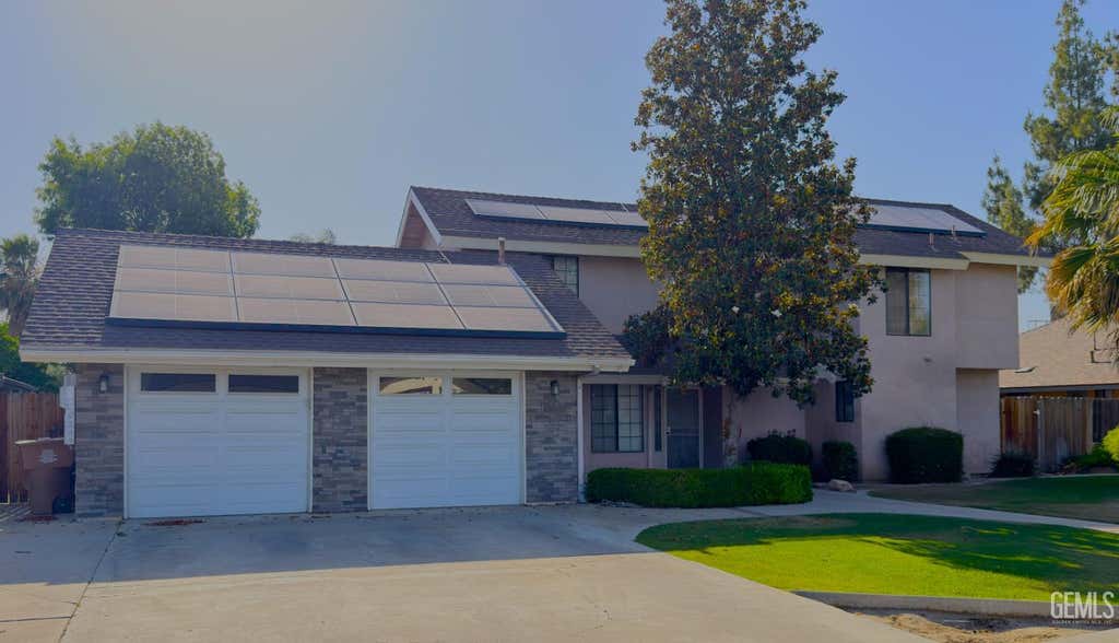 Photo of 3601 Dovewood Street, Bakersfield, CA 93309 (MLS # 202605434)