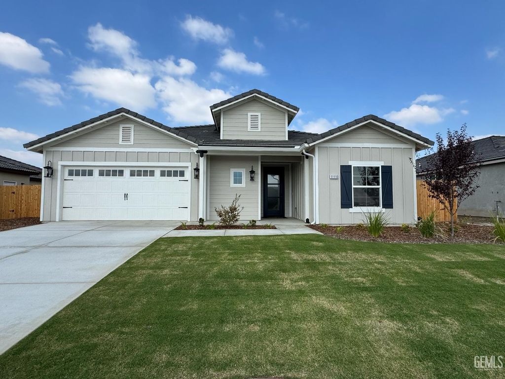 Photo of 11110 Alcazar Avenue, Bakersfield, CA 93311 (MLS # 202605812)