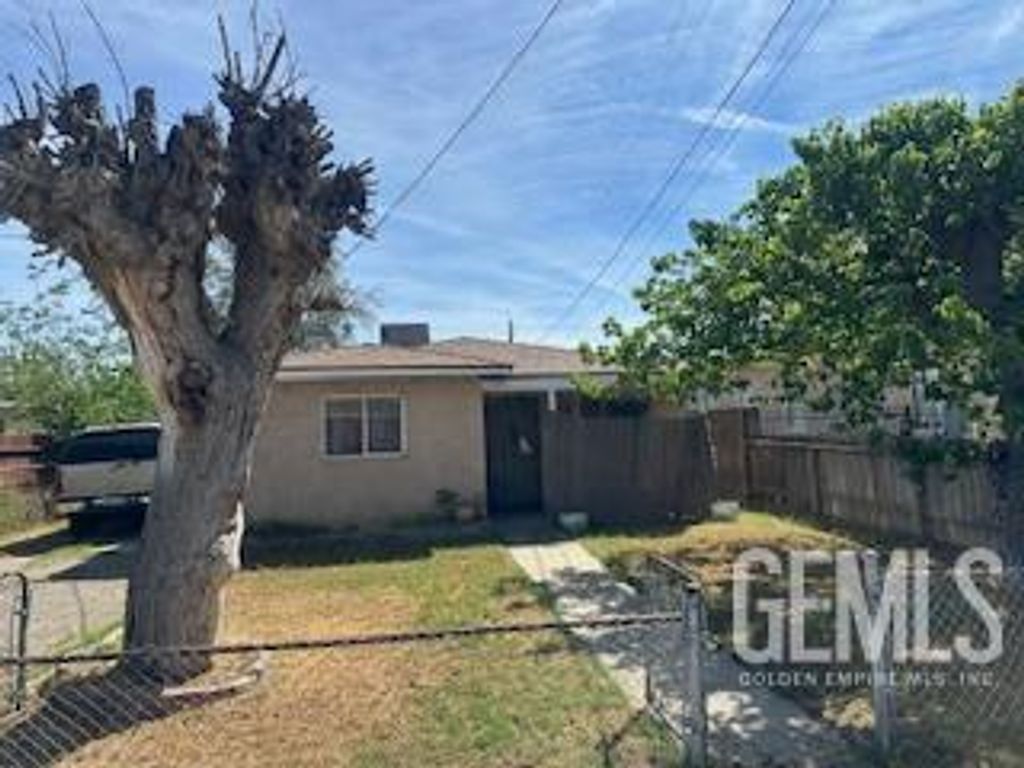 Photo of 2330 S J Street, Bakersfield, CA 93304 (MLS # 202603676)