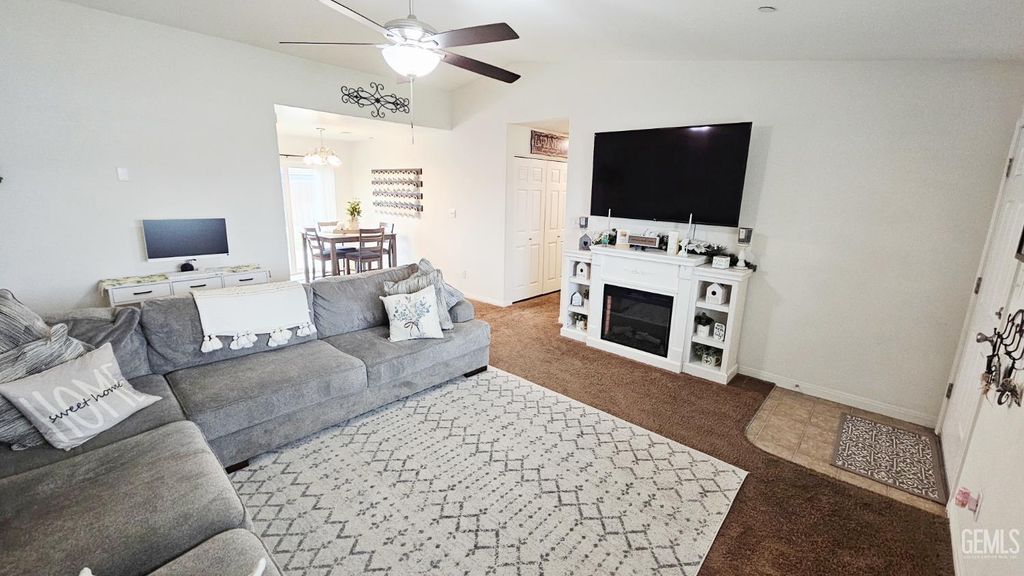 Photo of 1018 Guadalupe Avenue, Bakersfield, CA 93307 (MLS # 202600967)