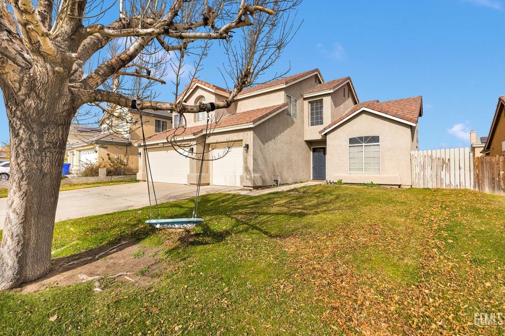 Photo of 13938 Rogers Ln, Victorville, CA 92392 (MLS # 202513494)