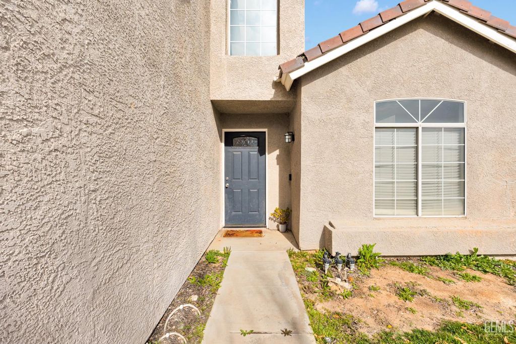 Photo of 13938 Rogers Ln, Victorville, CA 92392 (MLS # 202513494)