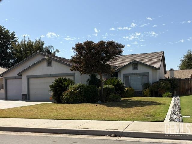 Photo of 3711 Rancho Santa Fe Street, Bakersfield, CA 93311 (MLS # 202610290)