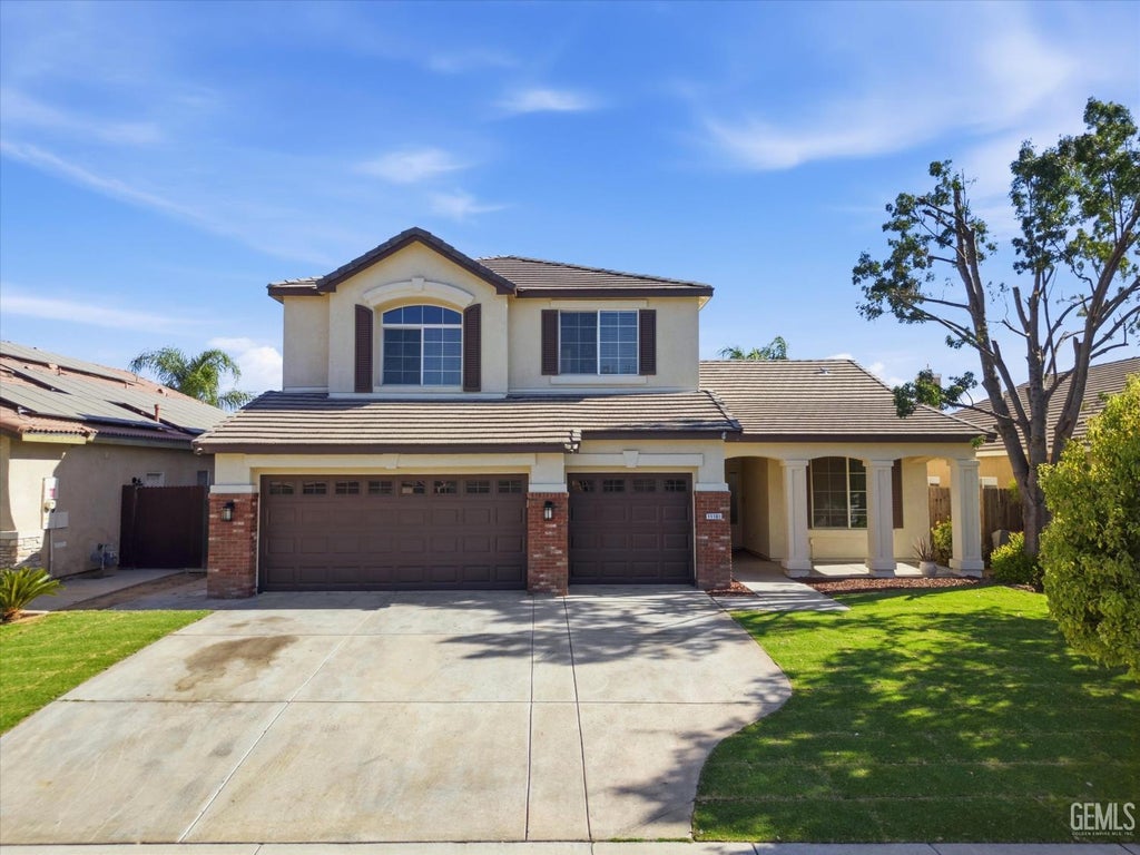 Photo of 11101 Cypress Falls Avenue, Bakersfield, CA 93312 (MLS # 202608949)