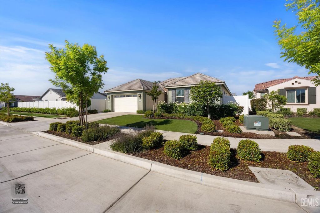 Photo of 1715 Bixshire Drive, Bakersfield, CA 93311 (MLS # 202603757)