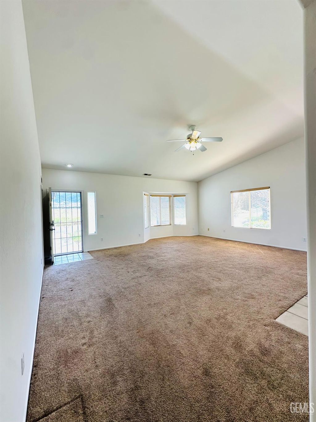 Photo of 321 Holly Drive, Tehachapi, CA 93561 (MLS # 202601413)