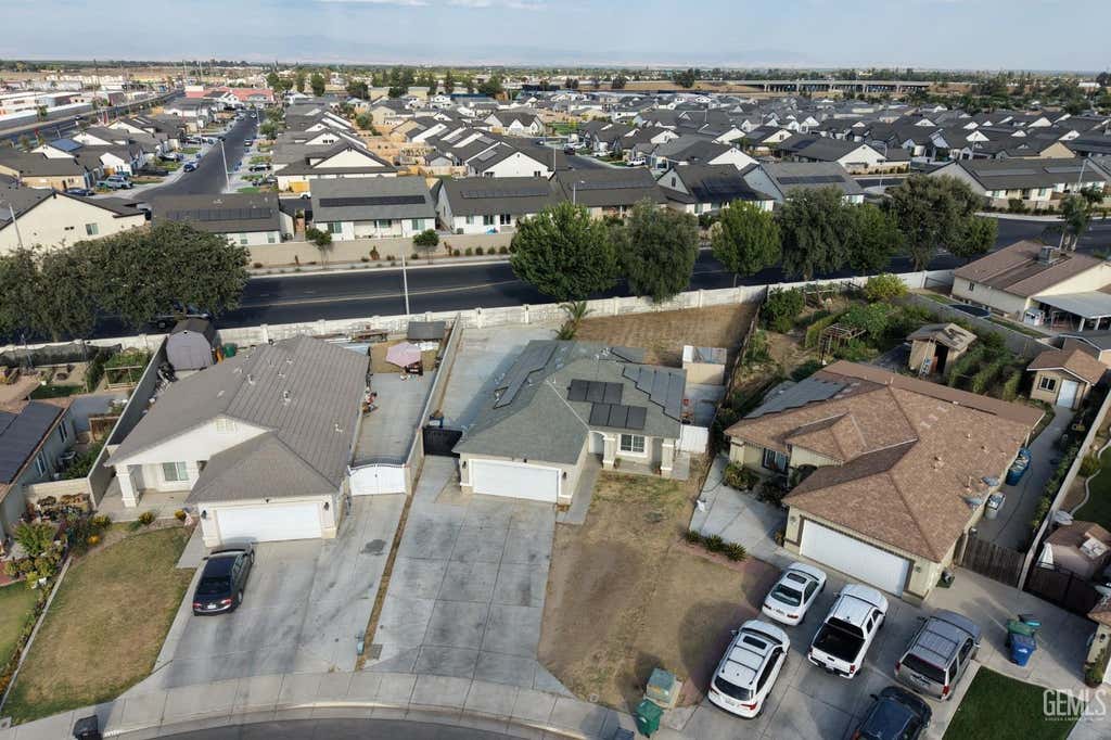 Photo of 2320 Corte Sanchez, Delano, CA 93215 (MLS # 202607994)