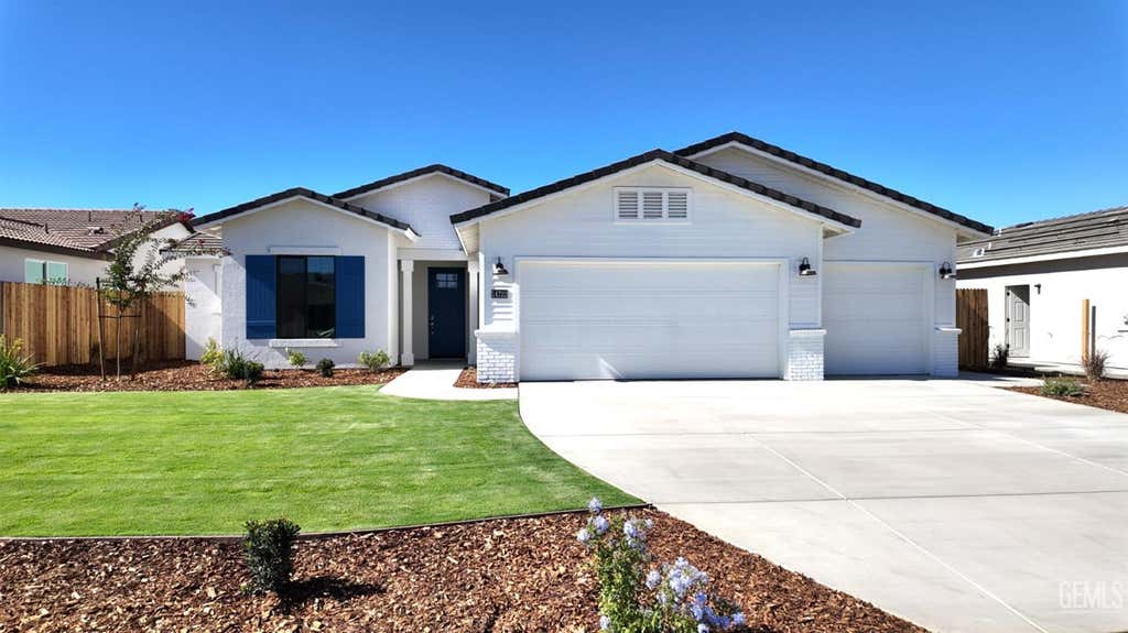 Photo of 14722 Alpenglow, Bakersfield, CA 93314 (MLS # 202605614)