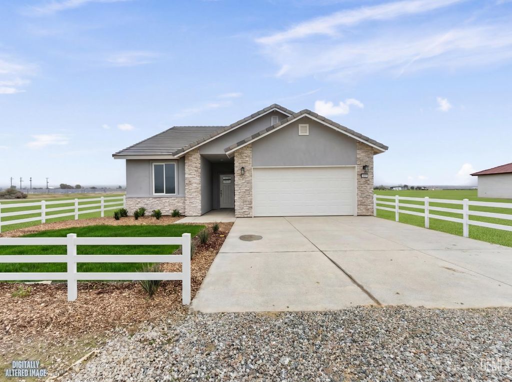 Photo of 28102 Valley West Road, Taft, CA 93268 (MLS # 202604086)