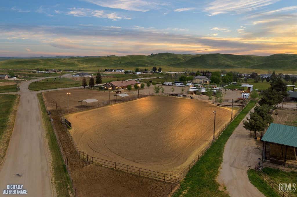 Photo of 241 Vera Fern Drive, Bakersfield, CA 93308 (MLS # 202607563)