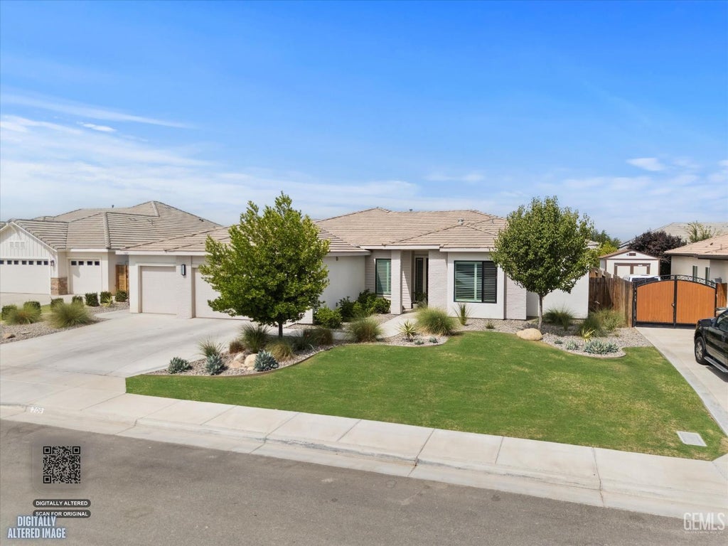Photo of 709 Polson Court, Bakersfield, CA 93314 (MLS # 202608558)