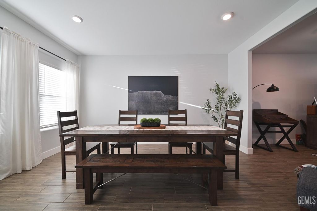 Photo of 3420 Rustic Woods Lane, Shafter, CA 93263 (MLS # 202602468)