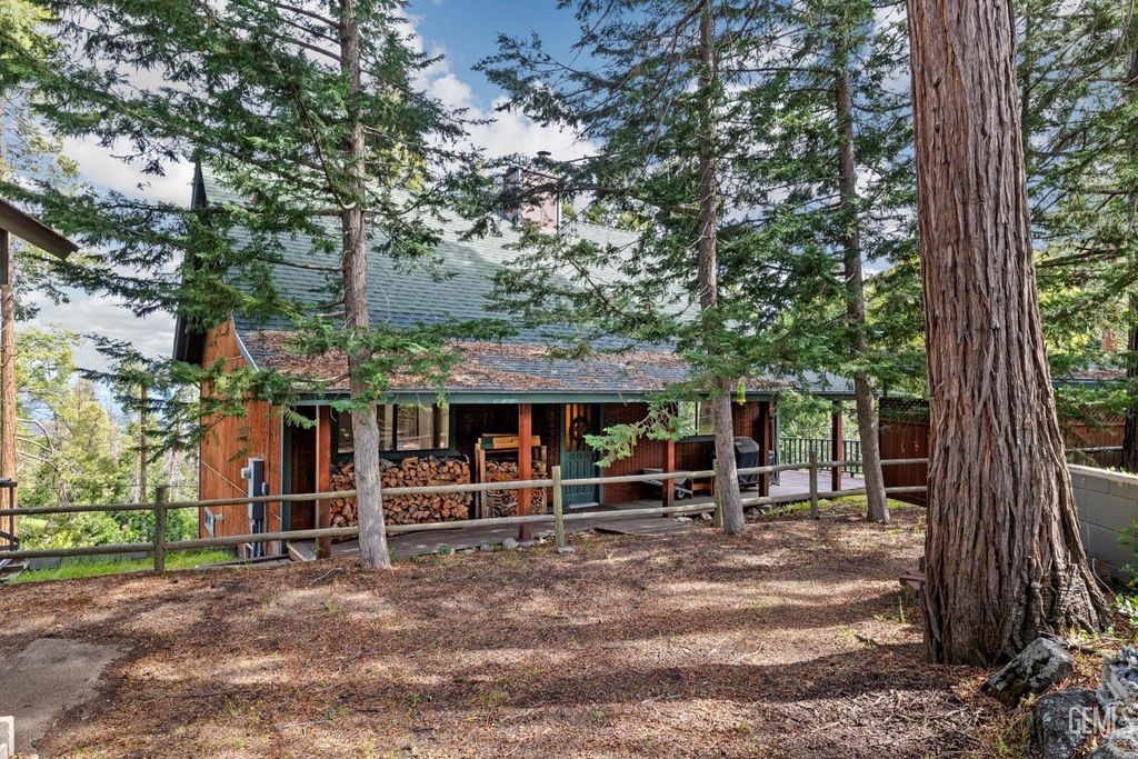 Photo of 45781 Sugarloaf Drive, Posey, CA 93260 (MLS # 202603969)