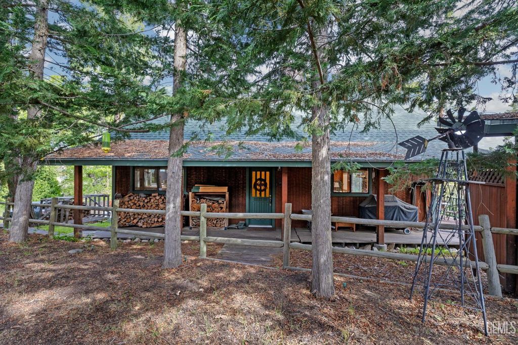 Photo of 45781 Sugarloaf Drive, Posey, CA 93260 (MLS # 202603969)