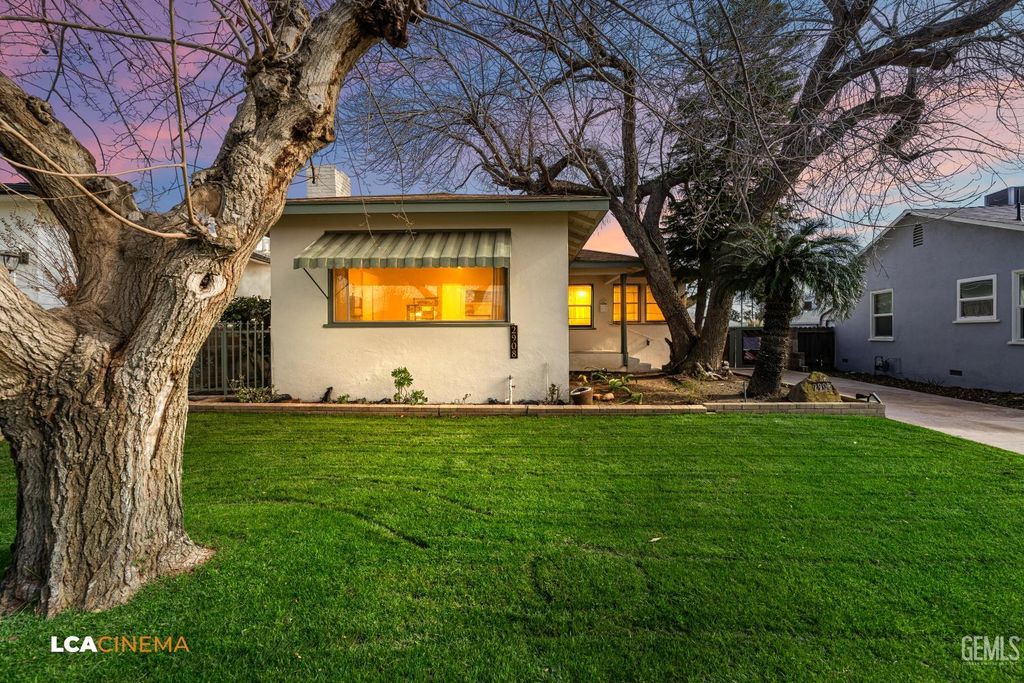 Photo of 2908 Morse Court, Bakersfield, CA 93308 (MLS # 202604899)